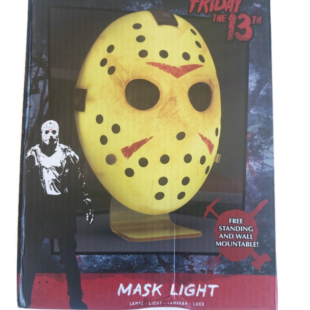 Friday The 13th Jason Voorhees Mask Light Free Standing And Wall Mountable - Picture 2 of 5